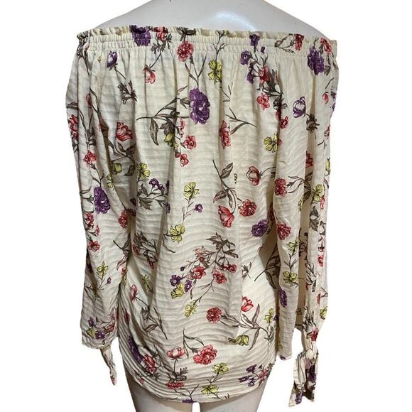 Ralph Lauren Cream Floral Blouse with Tie Sleeves Size L - Picture 6 of 9